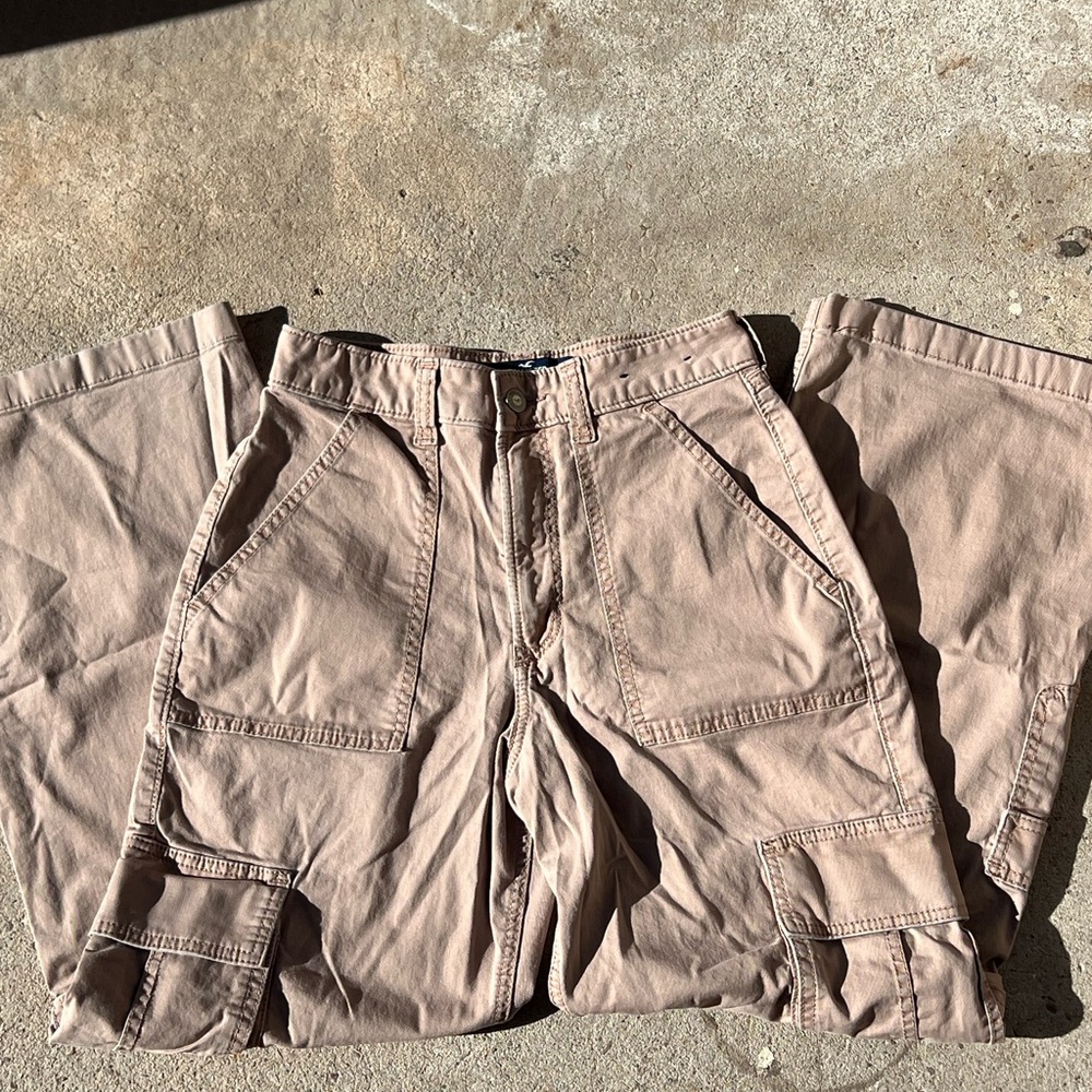 Hollister Tan Cargo Pants Relaxed Fit